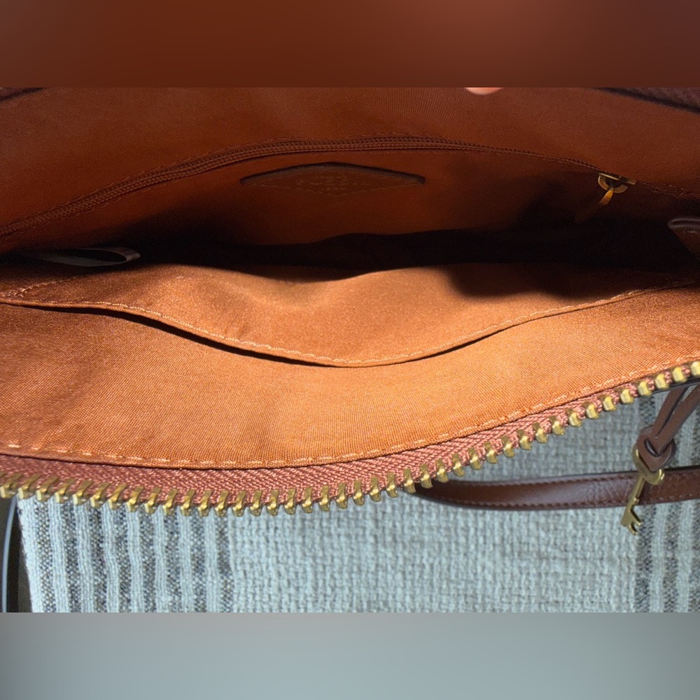 Fossil Farrah Leather Crossbody Bag Brown Like New - Picture 7 of 10